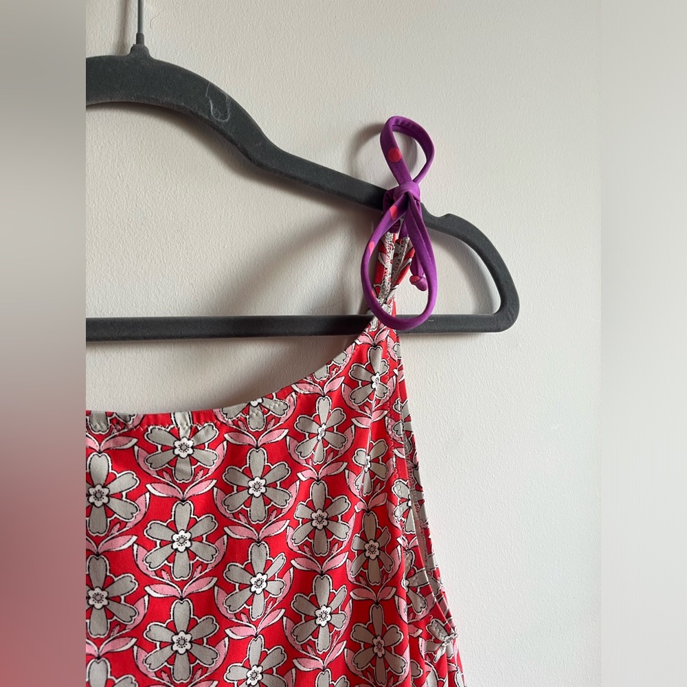 Save the Queen Colorful Dress with Red and Purple Patterns - Picture 7 of 9